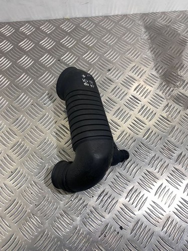 Volkswagen PASSAT B5.5 2002 Diesel 74kW Ansaugrohr Ansaugschlauch Turbolader