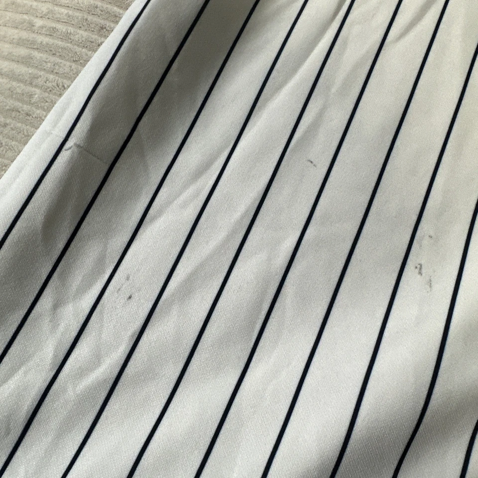 Majestic New York Yankees White Pin Stripe Jersey Johnny Damon 18 Men’s XL - Image 4 of 4