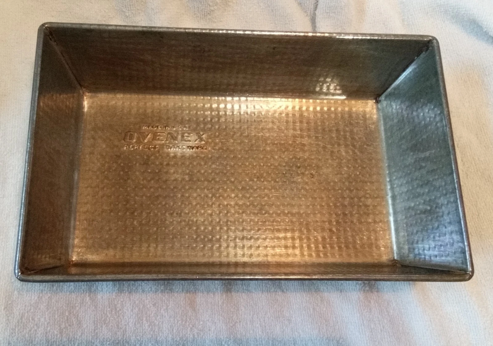 Ovenex By Ekco No. 57 Textured Loaf Pan Good Vintage Condition