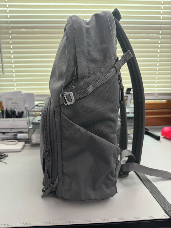 Mochila para câmera Brevite the Jumper 21L (grande) - Imagem 4 de 4