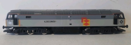 Hornby OO R245 BR Co-Co DIESEL LOCO CARGA FERROVIARIA CLASE 47 WARRINGTON YARD 47311 | Zustand: Used