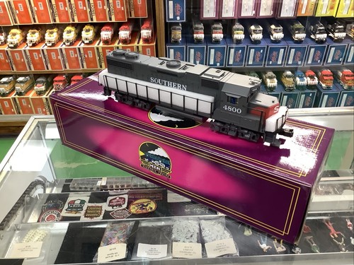 mth o scale locomotives Proto Sound 20-2156-1 Southern Pacific EMD GP-38-2 #4800