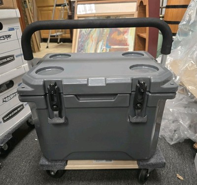 Basecamp 20 HARD COOLER BEAR RESISTENT Super Clean