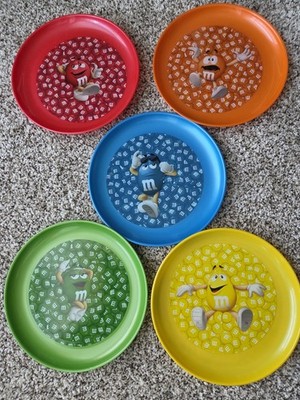 Vintage M&M's Character Big Face 8'' Plastic Plates Mars Inc Set of 5 Colorful