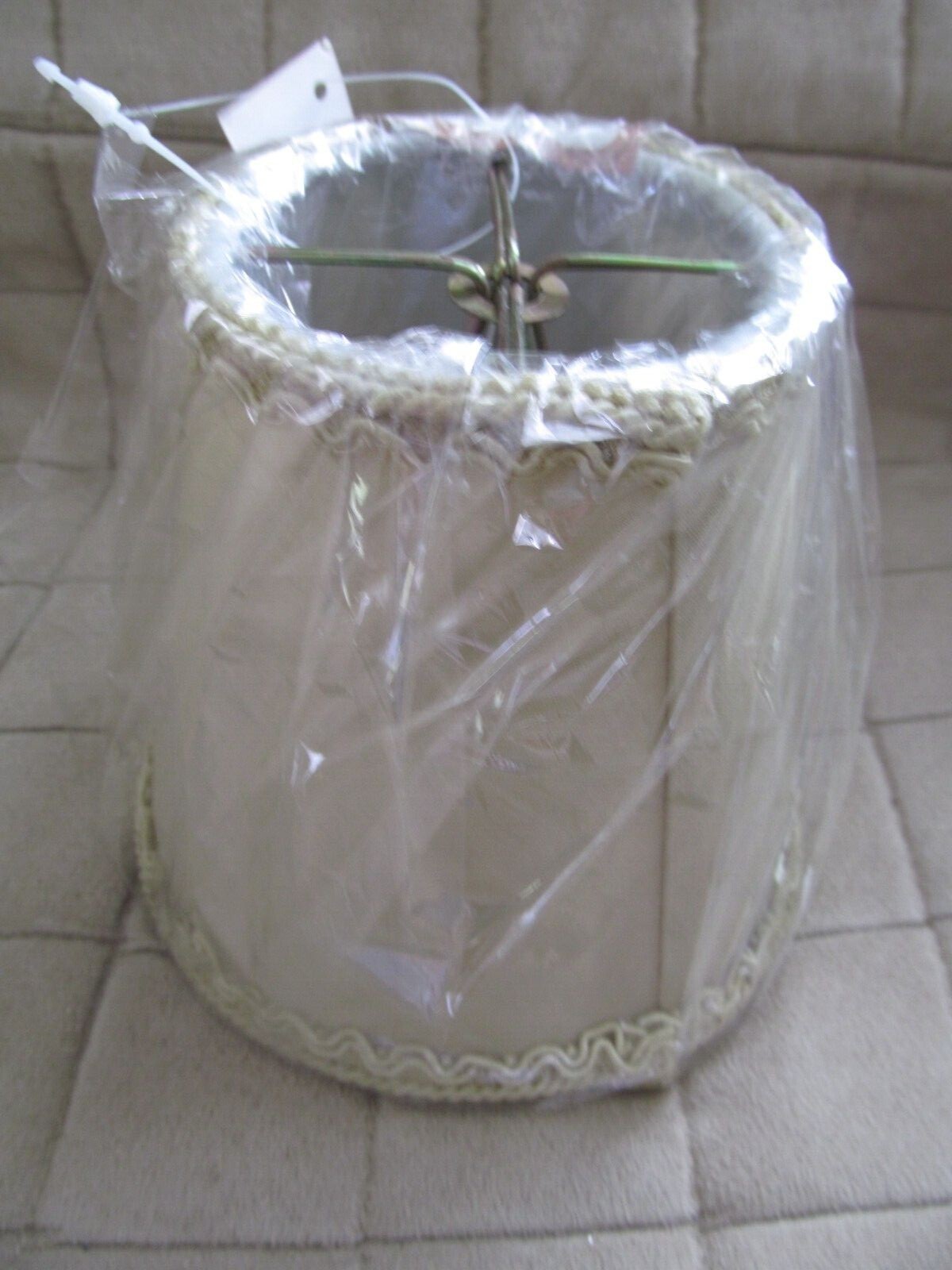 Royal Designs Elegant Soft Lamp Shade 3" x 5" x 4.5" new w tags