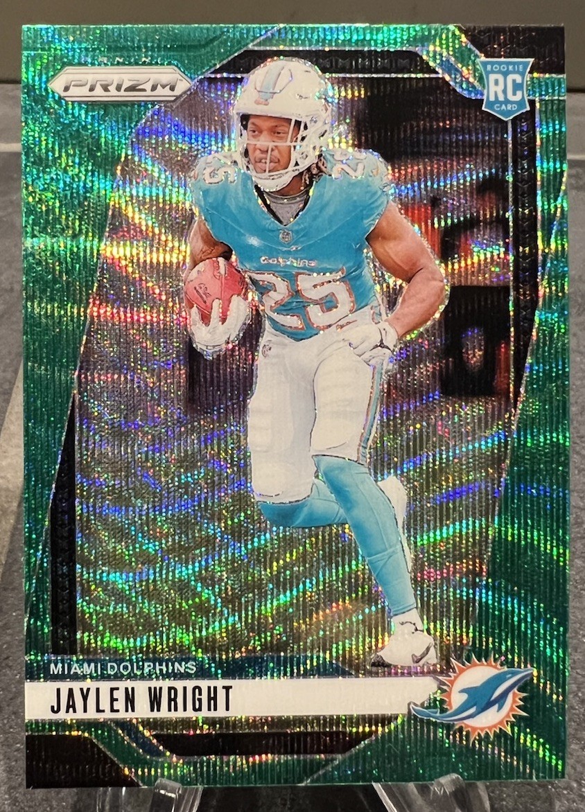 2024 Panini Prizm - Rookies Jaylen Wright #348 Green Wave Prizm (RC)