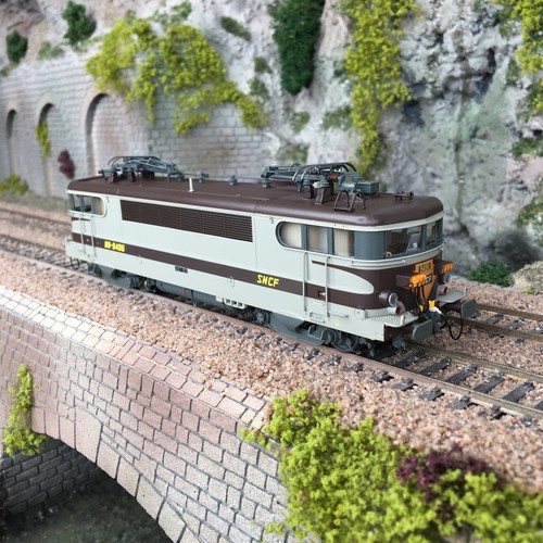 Locomotive BB-9496 - Avignon - SNCF Ep IV V digital son 3R- HO 1/87 - LSMODELS 1 | Condition: Neuf