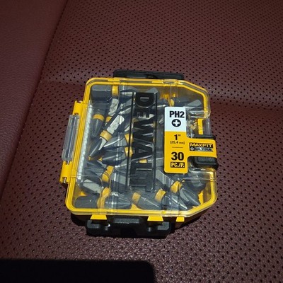 DE WALT 30 Piece Philip Screw Bit Set PH2 1'' Max Fit ULTRA 