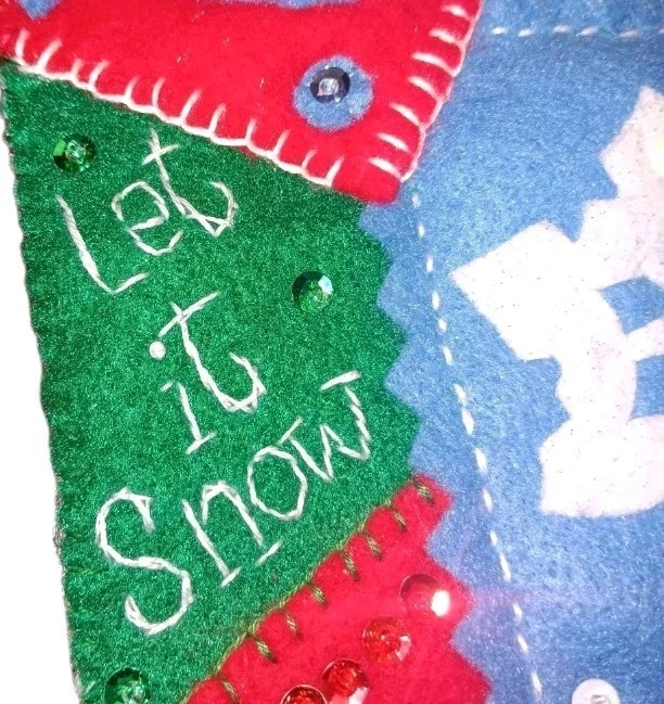 Nuevo Bucilla Temporada Patchwork Navidad Medias Acabadas Papá Noel Muñeco de Nieve Lentejuelas Foto 4 de 4