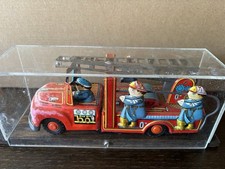 Vintage 1950-60s tinplate friction-powered fire engine toy made in Japan