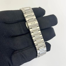 Patek Philippe Nautilus 35.2mm Silver Opaline Dial Watch Ref# 7118/1A-010 4