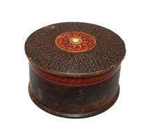Vintage Beautiful Wooden Handcrafted Lacquer Powder/Pill Box Collectible.