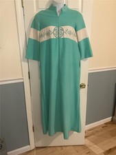 Vintage Sears Housecoat Robe Size 14 Caftan Velour Zip Long Union Label USA