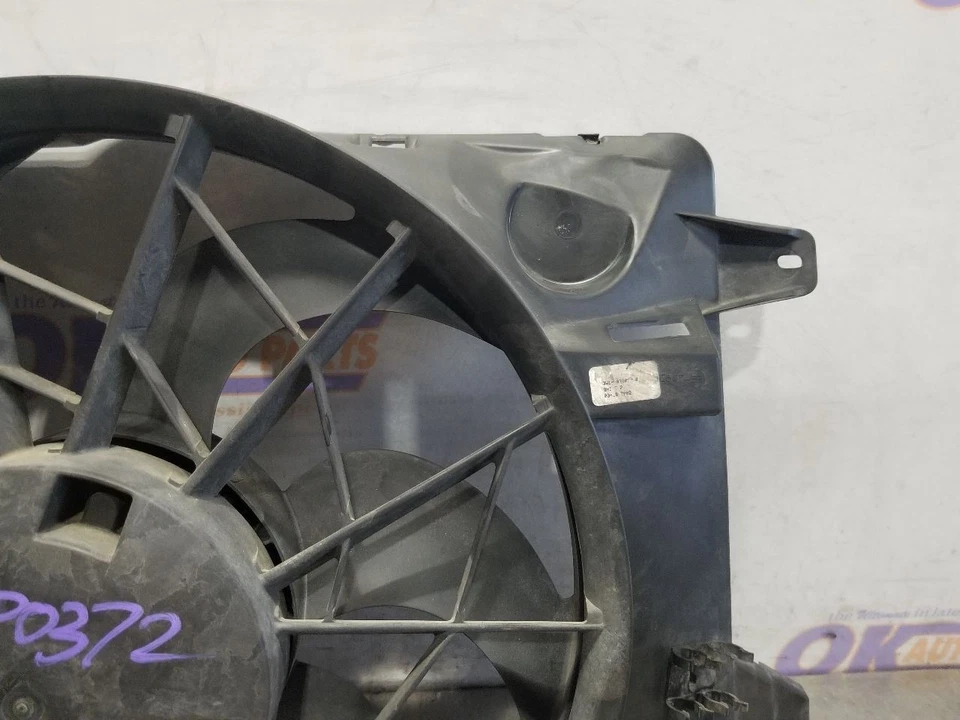 03 2003 LINCOLN TOWN CAR CARTIER 4.6L RADIATOR - Imagem 4 de 4