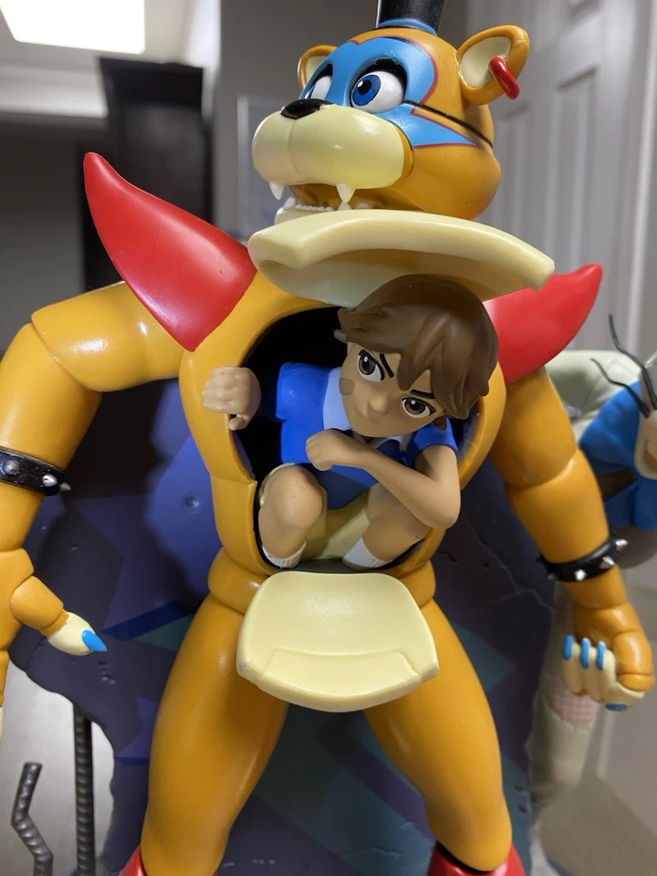 Estátua Funko Five Nights At Freddy's Security Breach Freddy and Gregory em perfeito estado - Imagem 2 de 4