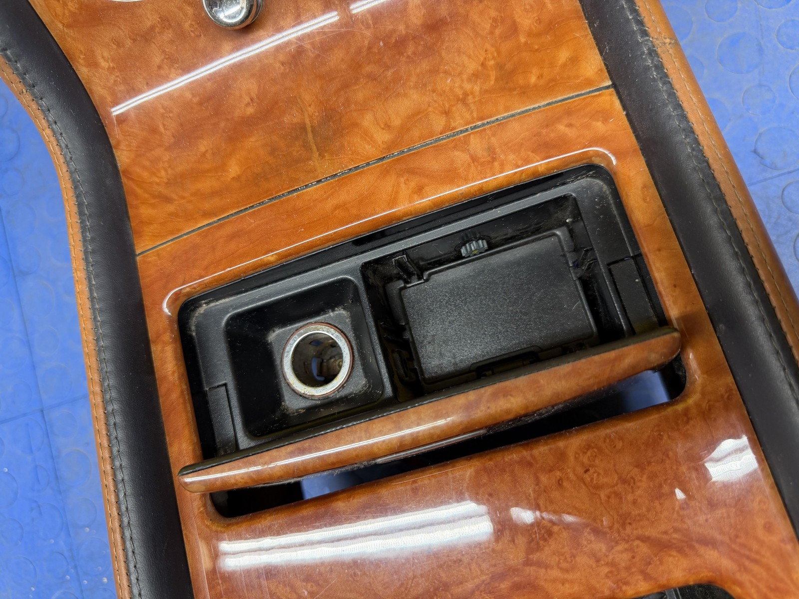 Bentley Continental GT 2003-2010 Rear Center console P/N 3W8858337