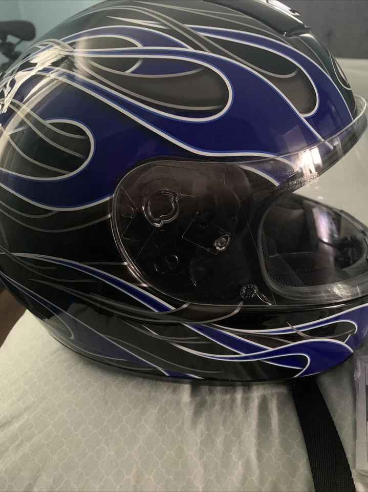 HJC Helmet (Medium) Blue/Black/Silver Worn Only A Few Times Like New!! - Image 2 of 4