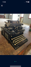 Antique Royal typewriter.  thumbnail