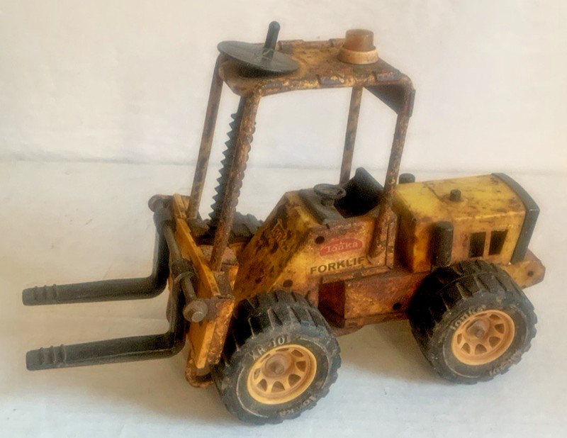 Tonka..Forklift..Yellow Pressed Steel..1970's