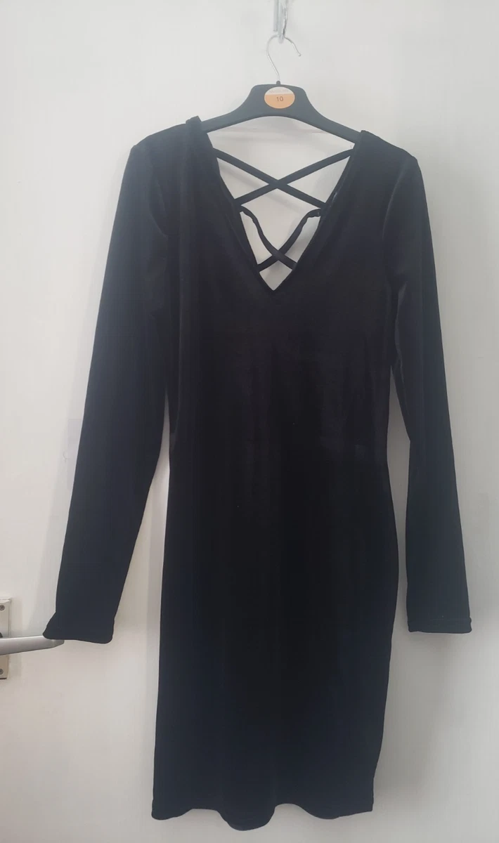 green emerald velvet dress Elegant Green Velvet Dress