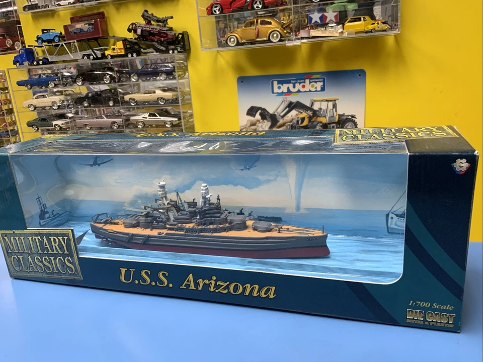 GEARBOX MILITARY CLASSICS U.S.S.  ARIZONA BATTLESHIP NEW - Image 3 of 4