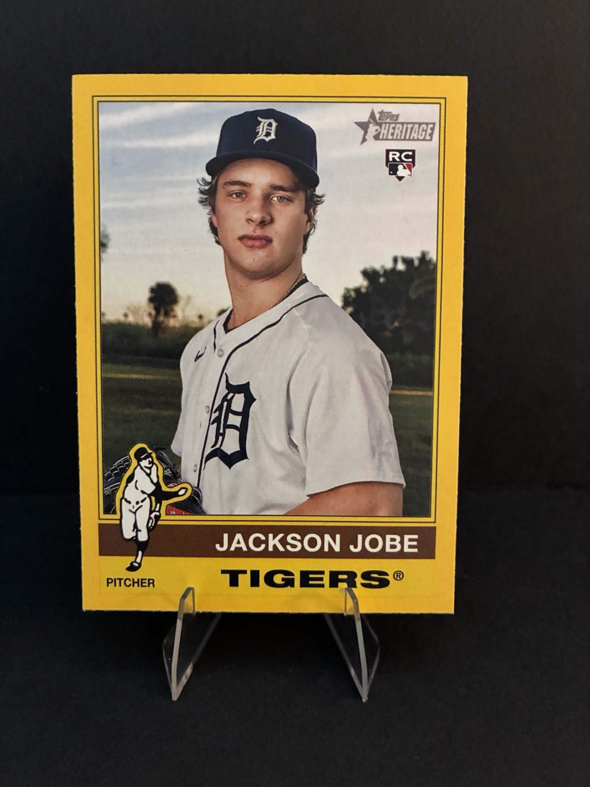 2025 Topps Heritage - Jackson Jobe #389 Dark Yellow Border (RC)