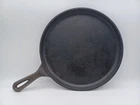 Vintage Lodge 90G Cast Iron Round Griddle 10.5” USA Flat Skillet Pancake Pan