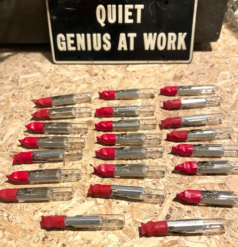 Lot of 23 vtg 2Y Switchboard Lamps Red caps III-68