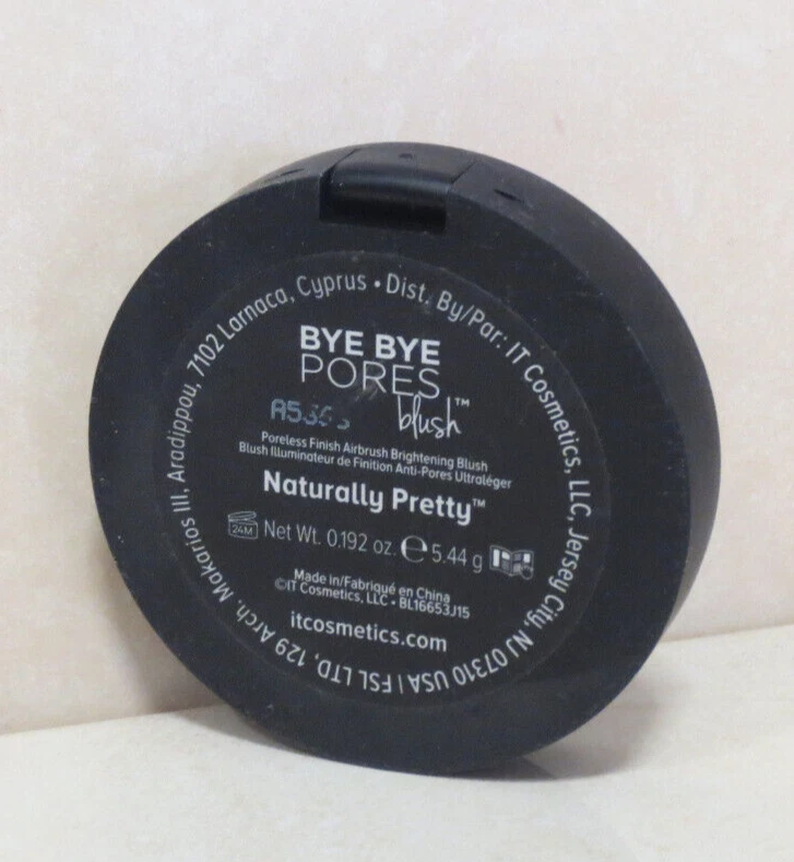 (5) IT COSMETICS BYE BYE PORES BRIGHTENING BLUSH - NATURALLY PRETTY - 0.192OZ - Image 2 of 2