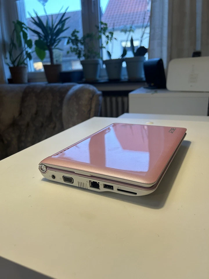 Acer Aspire One Z95 Netbook Rosa Laptop Windows 10 - Bild 3 von 4