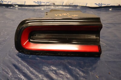 2018 DODGE CHALLENGER SRT HELLCAT 6.2L OEM LH DRIVER REAR BRAKE TAIL LIGHT #1281