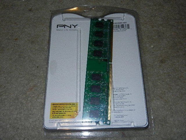 open PNY 1GB Dual Channel DDR2 667 MHz PC2-5300 Desktop Dimm RAM Memory - Image 2 of 4