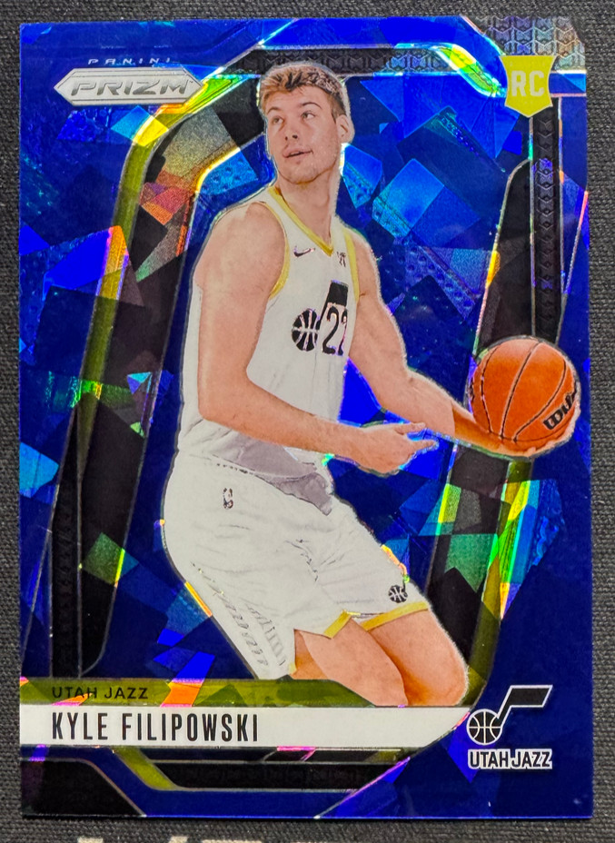 Kyle Filipowski 2024-25 Panini Prizm 011/125 Blue Cracked Ice RC Jazz #263