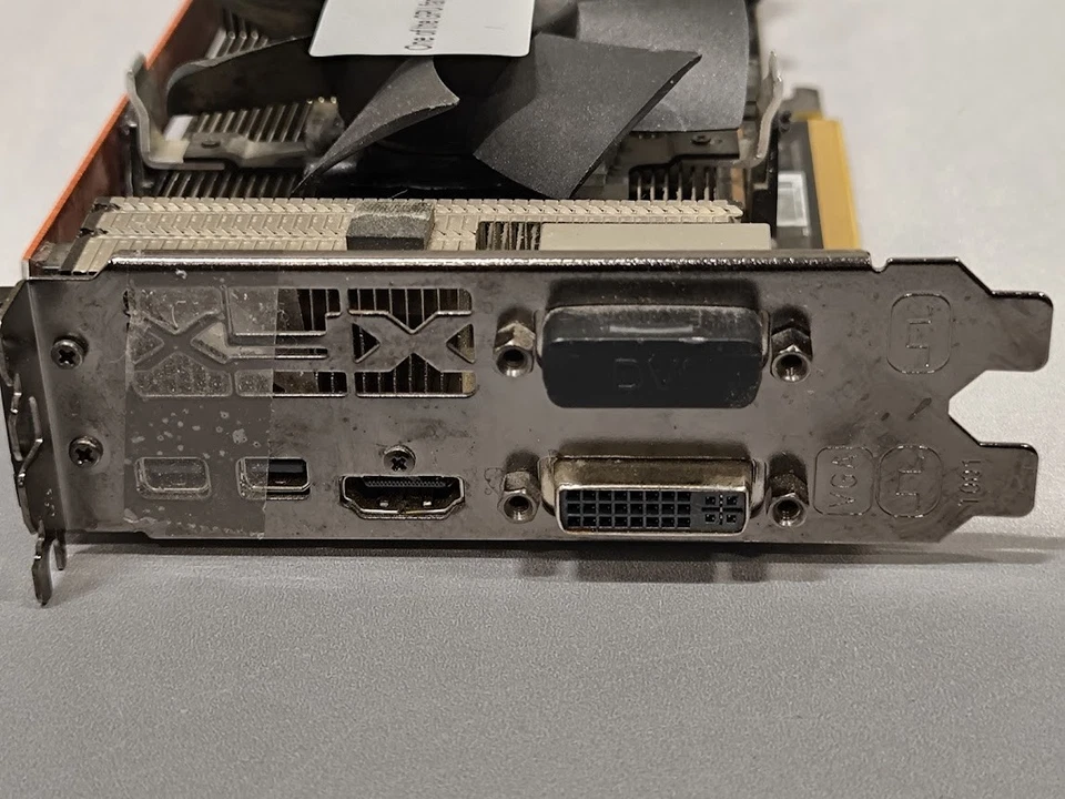 XFX Radeon HD 7950 GPU - 3GB GDDR5, One Fan Faulty, Used - Image 3 of 3