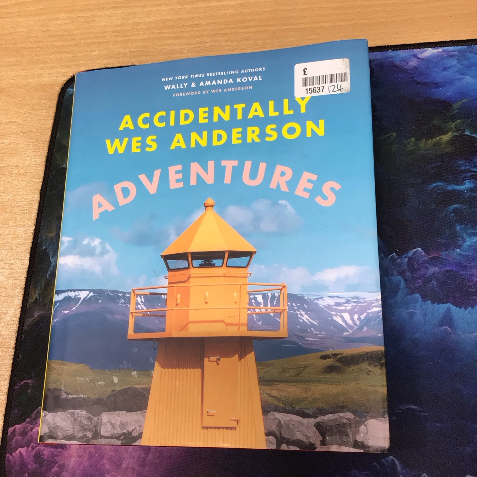 Accidentally Wes Anderson - Adventures by Wally Koval, Amanda... - 9781398721791