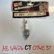 Champion J14Y Spark Plug - Select Chrysler/Dodge/De Soto/Fargo/GM Prod. - NOS