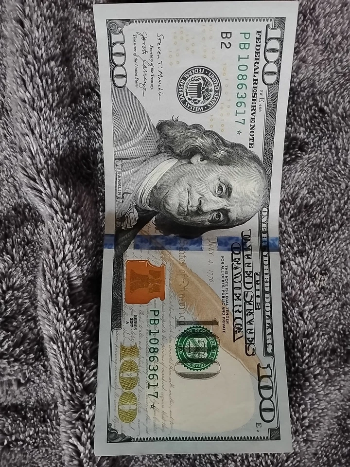 Звездчатые банкноты 5 100 долларов все в порядке не бывшие в обращении - Изображение 2 из 4