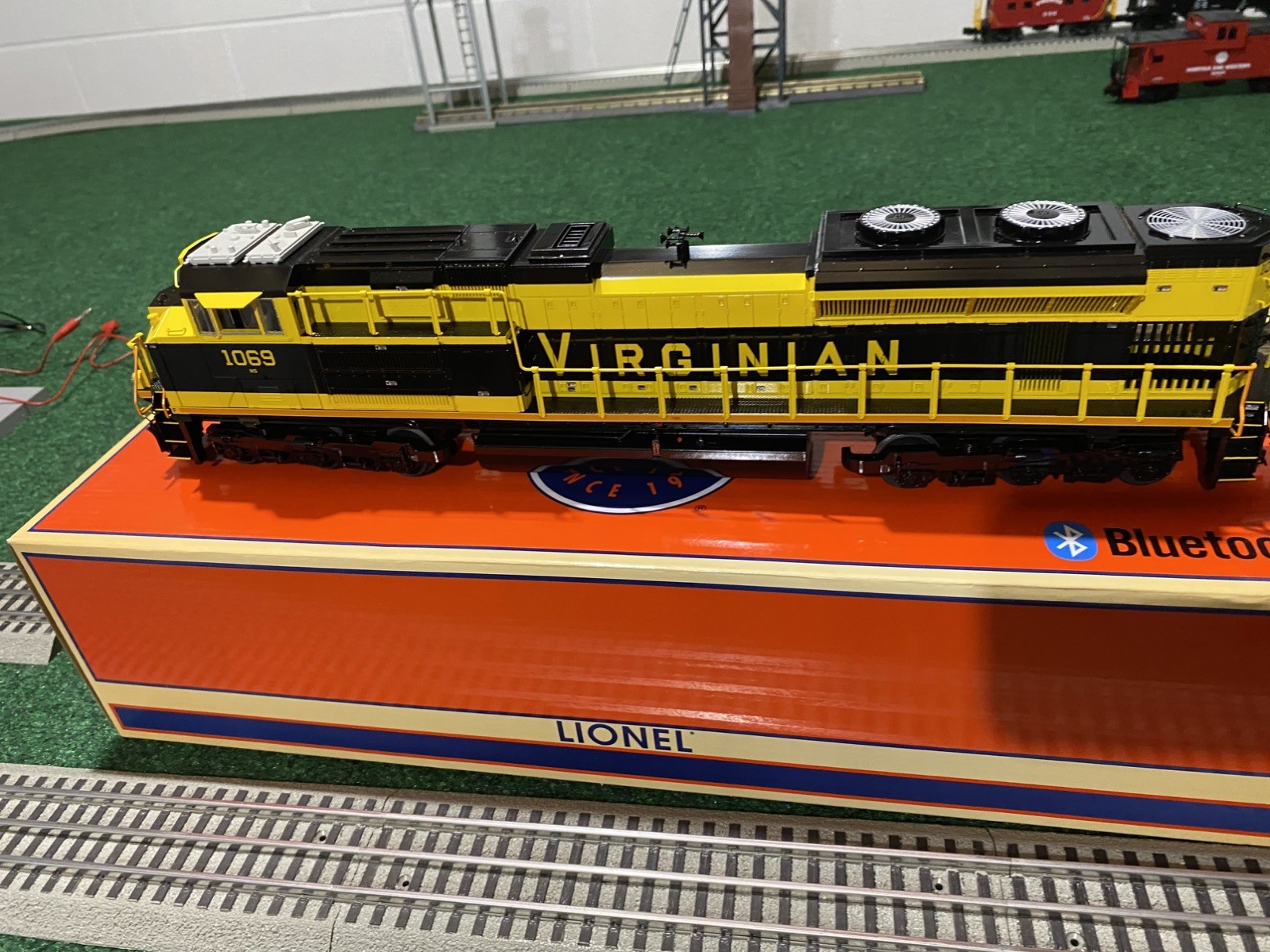 Click here to see eBay Auction