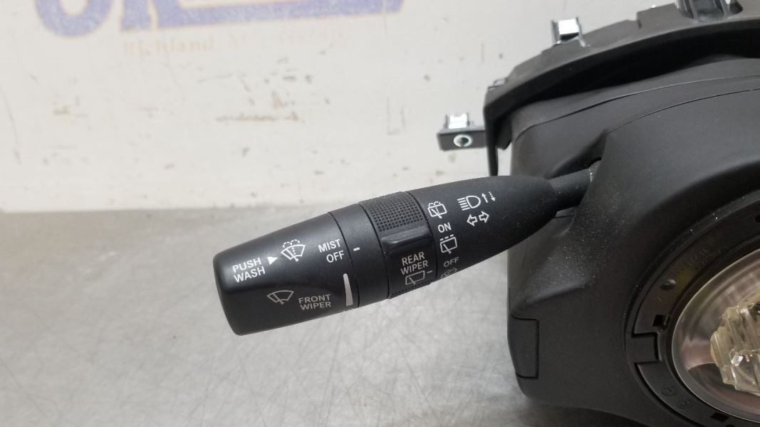 Maserati Levante 2019-2019 Combination switch