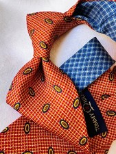 Tommy Hilfiger Silk Tie Foulard Vintage Crest Logo Label Italian Silk USA Mint