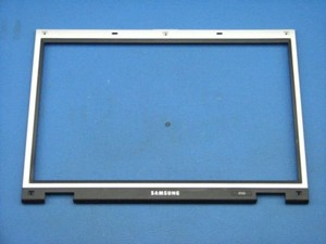 Displayrahmen  Samsung NP-R50 Notebook 10070096-24102
