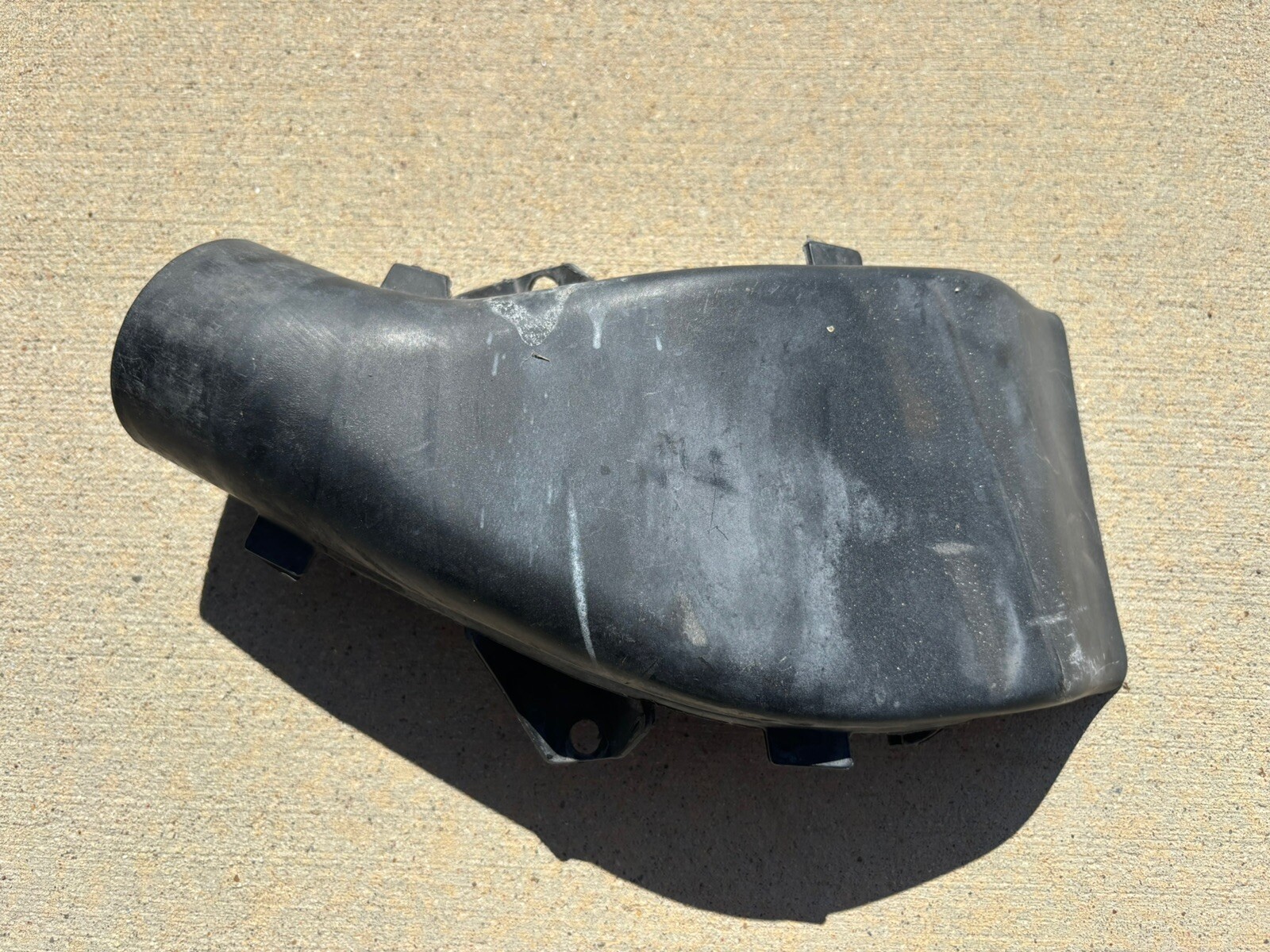 1170940811 DUAL  AIR INTAKE DUCT W126 560SEC 560SEL RIGHT AMG M117 BRABUS
