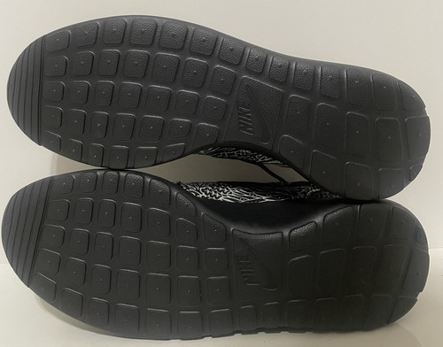 NikeiD Herren Größe 11,5 Sneaker angepasst AH0553-991 V02N1 schwarz & weiß - Bild 8 von 10