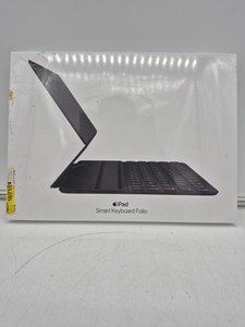 Apple Smart Folio 11" Keyboard - Black (MXNK2LL/A)