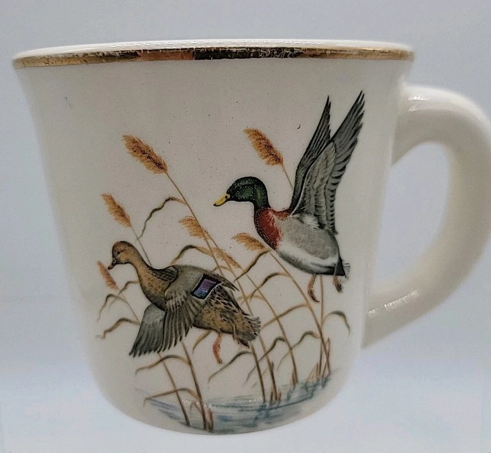 Tazas vintage hechas en EE. UU. caza aves patos vida silvestre al aire libre  Foto 2 de 4
