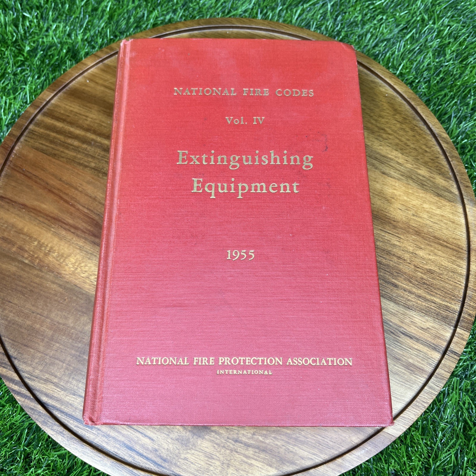 National Fire Codes Vol. Iv Extinguishing &Amp; Alarm Equipment (Hc 1955)
