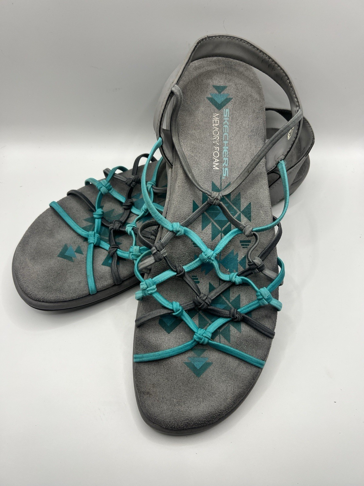 Skechers Memory Foam Teal Grey Strappy Knotted Bungee  Sandals Womens Size 10