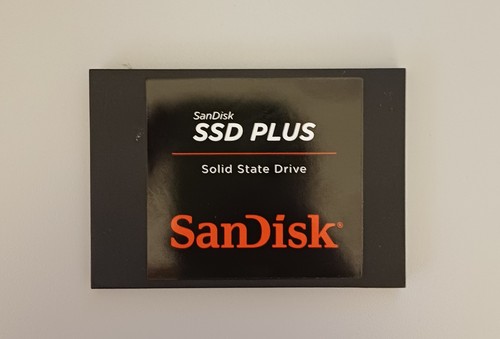 SanDisk SSD PLUS 120 GB SATA SSD