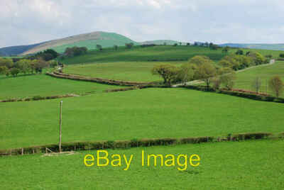 Foto 6x4 Weitere Felder in der Nähe von Gydrhos Farm Tal-y-Wern Felder dieser Art co c2008