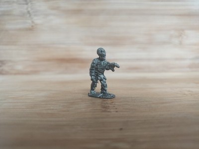 Citadel CD Fiend Factory FF30-1 Zombie Games Workshop Undead Warhammer Zombies